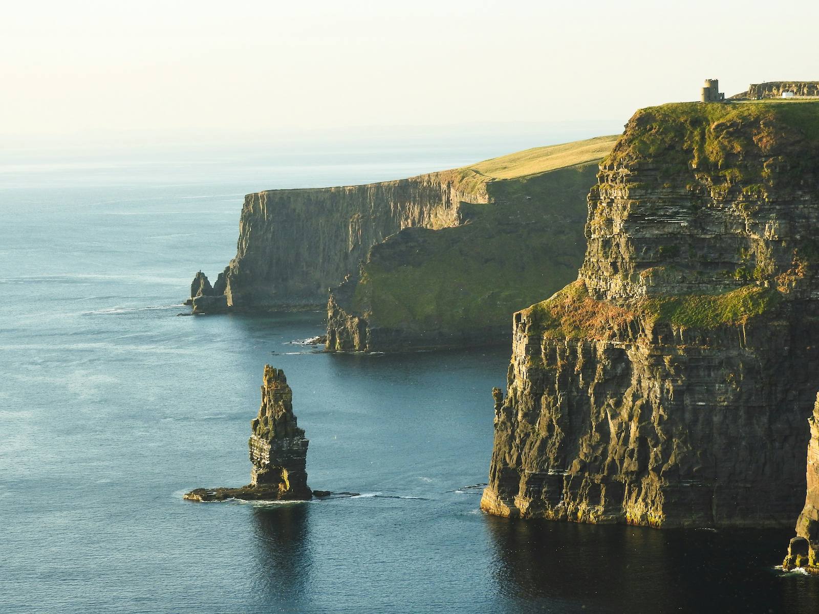 A picture of the Cliffs in Moher, in Ireland. 